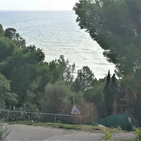 Mimosa Holiday home *